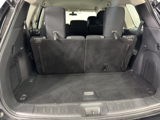 2018 Nissan Pathfinder S photo