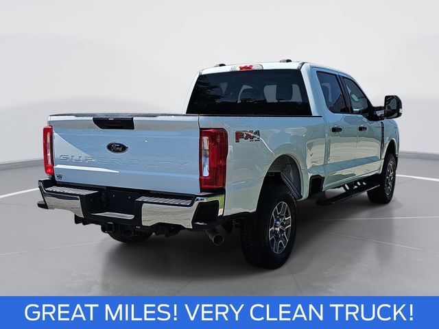Used 2025 White Ford XLT image 3