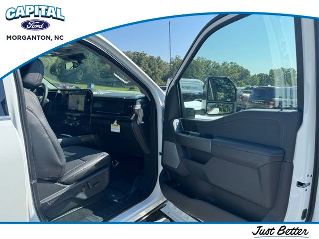 New 2026 White Ford Lariat image 13