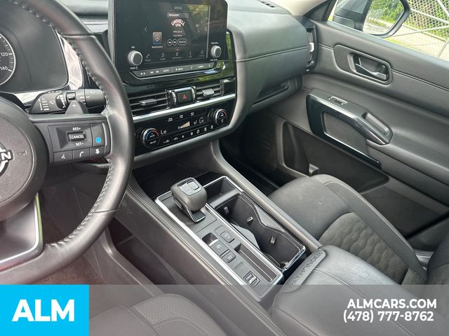 Used 2025 Gray Nissan SV image 36