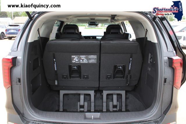 New 2026 Kia Carnival MPV Van