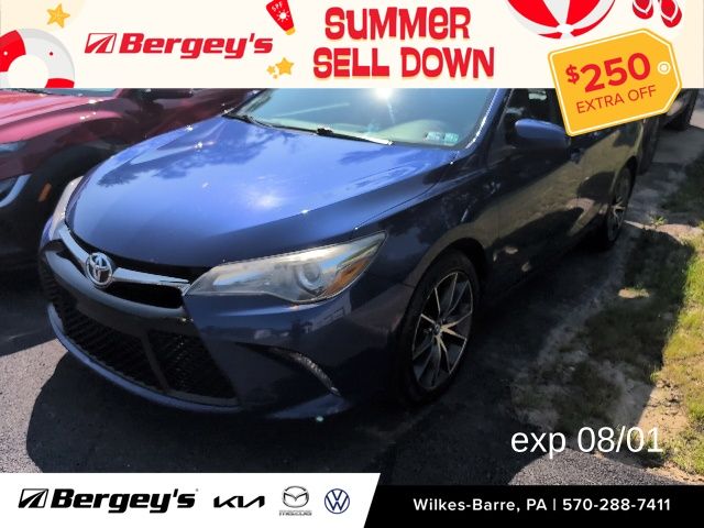 Blue 2016 Toyota Camry Sedan Front-Wheel Drive 6-Speed Automatic