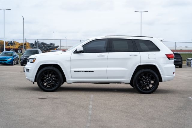 2018 Jeep Grand Cherokee Altitude 4