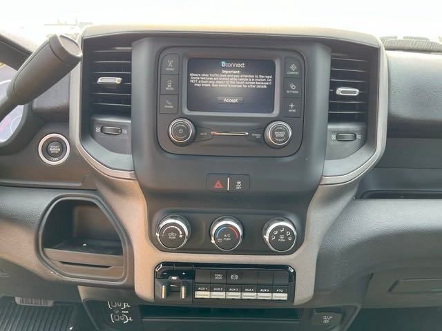 2024 Ram 5500HD Tradesman 18