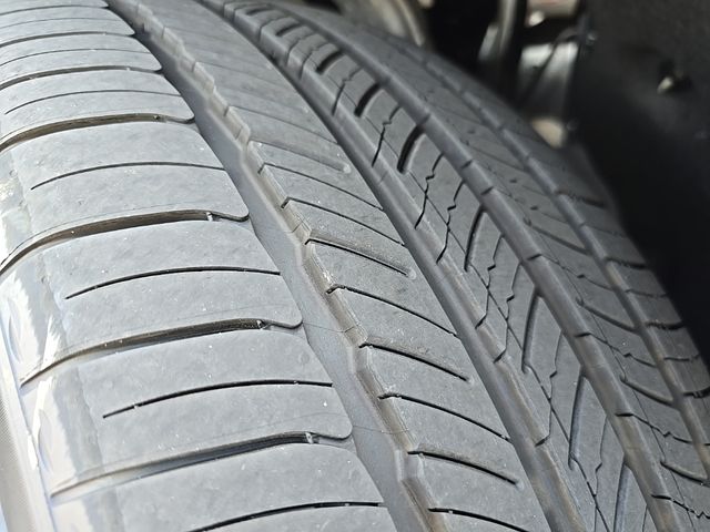 Thumbnail: 2026 Genesis GV80 - 15