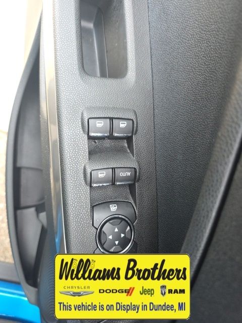 2020 Ford EcoSport Titanium - Blue Candy exterior view 14