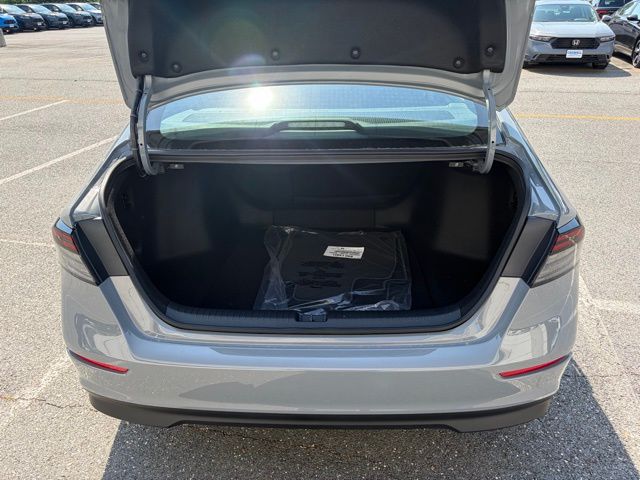 new 2026 Honda Accord Hybrid car, priced at $33,972