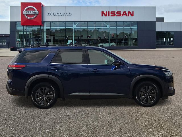 Used 2023 Nissan Pathfinder SUV