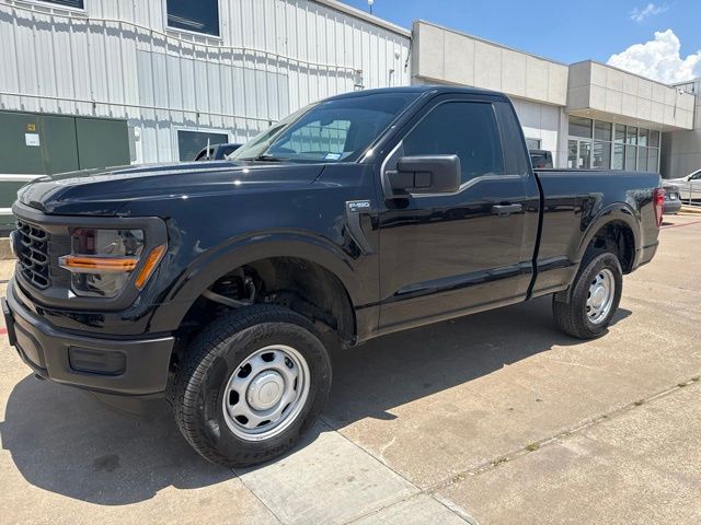 Agate Black Metallic 2026 Ford F-150 Pickup Truck Four-Wheel Drive Automatic