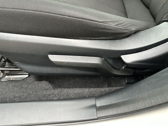 2018 Subaru Impreza - $14,977