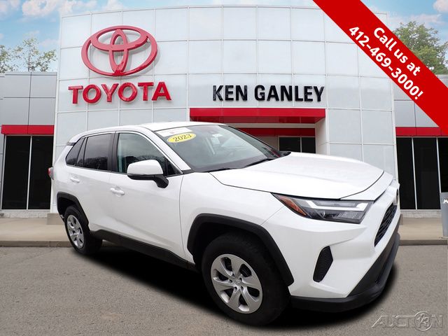 2023 Toyota RAV4 LE FWD