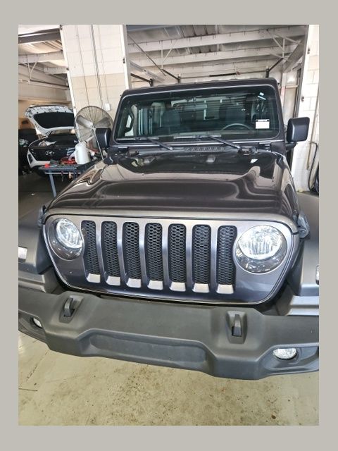 Gray (Granite Crystal Metallic Clearcoat) 2023 Jeep Wrangler SUV / Crossover Four-Wheel Drive 8-Speed Automatic
