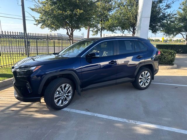Blueprint 2025 Toyota RAV4 SUV / Crossover Front-Wheel Drive 8-Speed Automatic