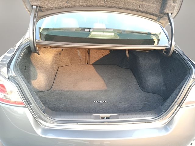 Used 2015 Nissan Altima Sedan