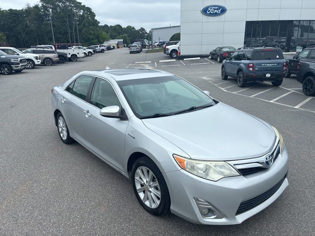 2014 Toyota Camry 2.5 Auto XLE Hybrid's photo