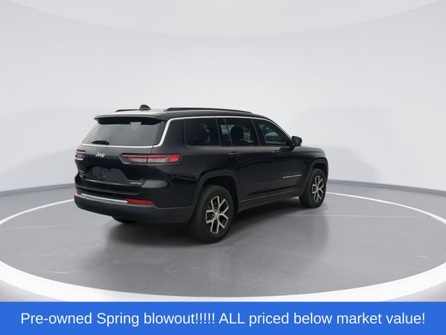 Used 2024 Diamond Black Jeep Limited image 8