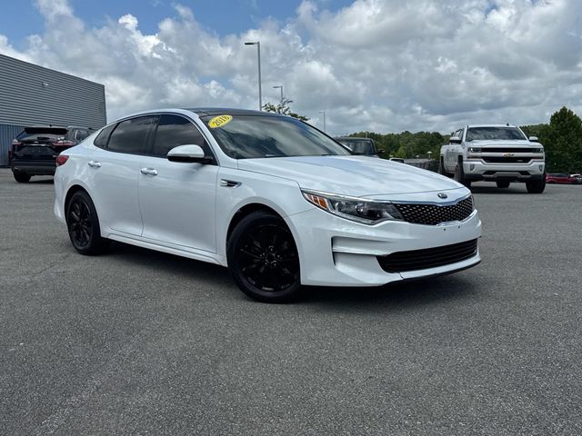 Snow White Pearl 2018 Kia Optima Sedan Front-Wheel Drive 6-Speed Automatic