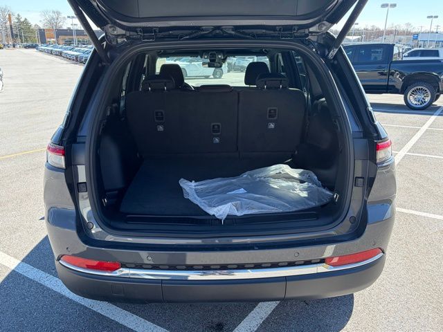 new 2026 Jeep Grand Cherokee car, priced at $43,473