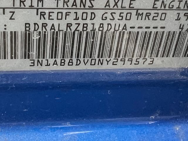 2022 Electric Blue Metallic/Super Black Nissan Sentra SR FWD Sedan