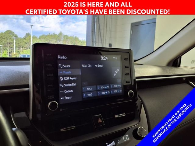 2022 Toyota Corolla Cross XLE photo