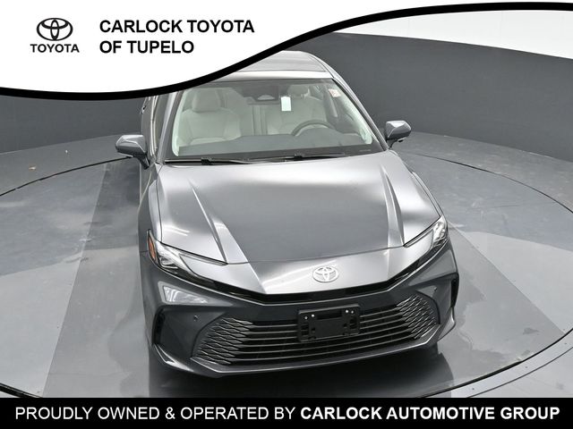 2025 Toyota Camry  32