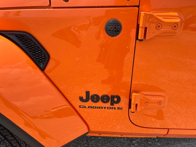 2025 Jeep Gladiator Sport S - Photo 42