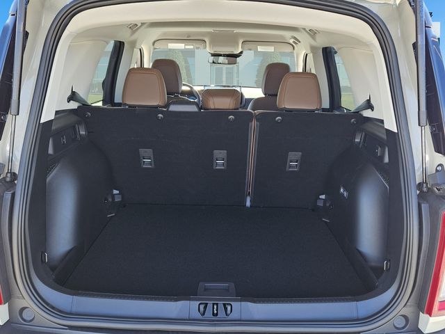 New 2025 Beige Ford Outer Banks image 7