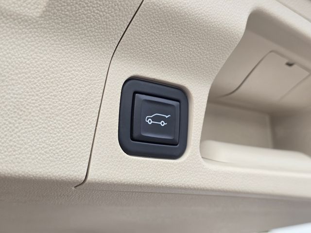 2023 GMC Acadia Denali:46990A