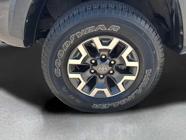 Used 2018 Toyota Tacoma Truck