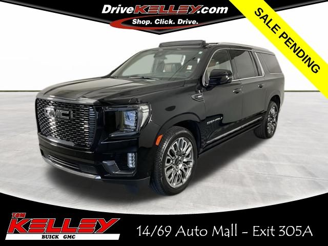 Onyx Black 2023 GMC Yukon XL SUV / Crossover Four-Wheel Drive 