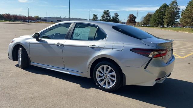 2021 Toyota Camry SE 6