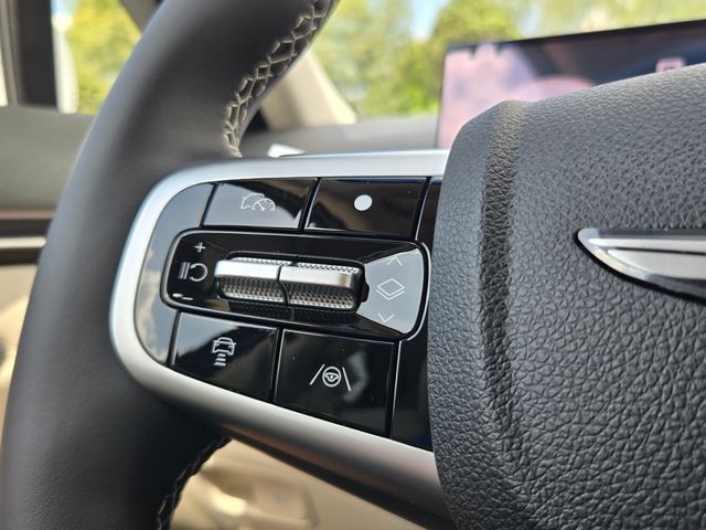 2027 Genesis Gv70