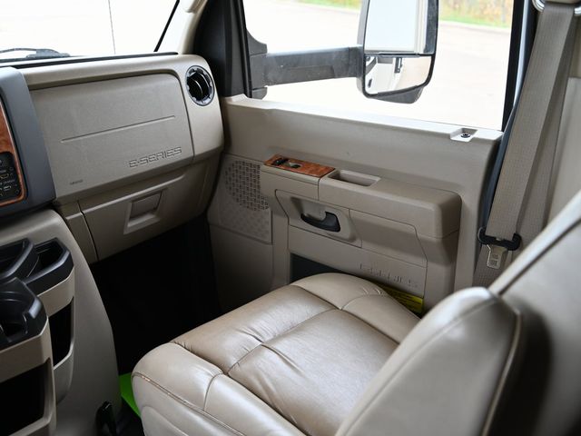 2016 Ford E-450 Cutaway 