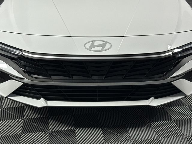 Used 2025 Hyundai Elantra Hybrid For Sale in Indianapolis, IN