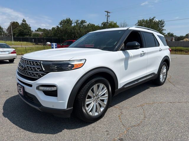 Used 2020 White Ford Limited image 6
