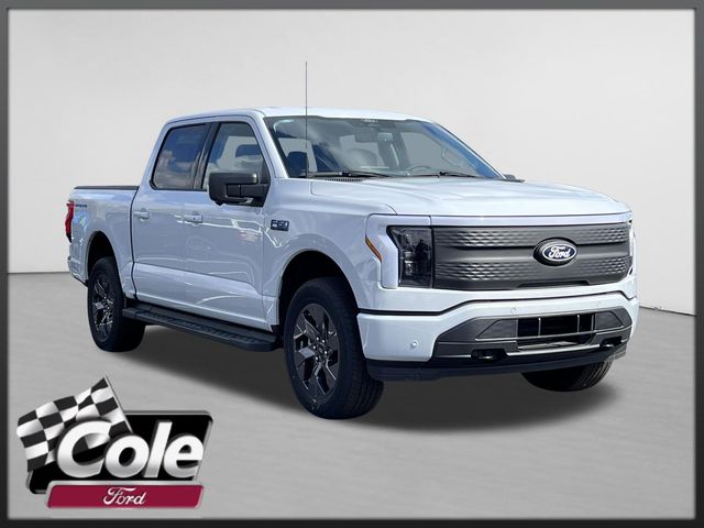Space White Metallic 2025 Ford F-150 Lightning Flash SuperCrew AWD Pickup Truck All-Wheel Drive Automatic