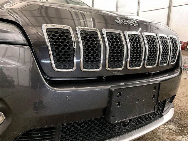 2019 Jeep Cherokee Limited Gray at Grove City Ford