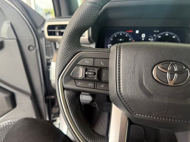 2025 Toyota Tacoma TRD Sport Double Cab photo 13