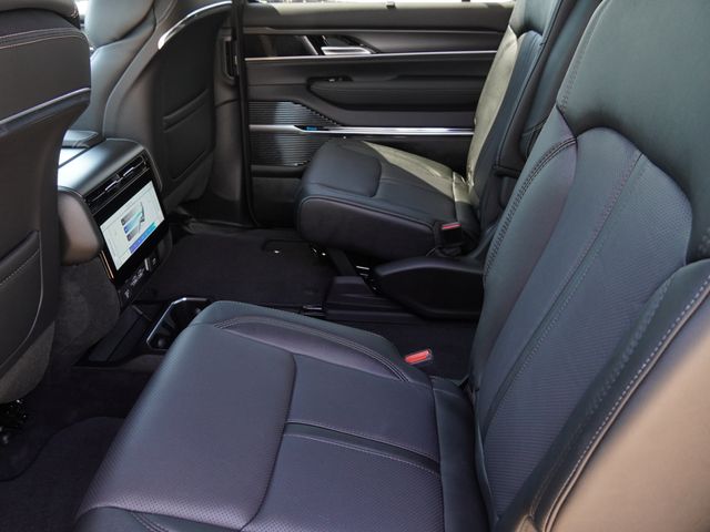 New 2026 Jeep Grand Wagoneer SUV