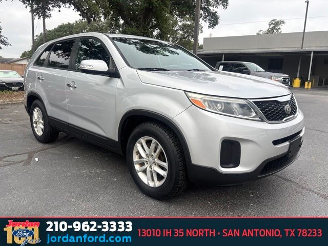 Bright Silver 2014 Kia Sorento SUV / Crossover Front-Wheel Drive 6-Speed Automatic