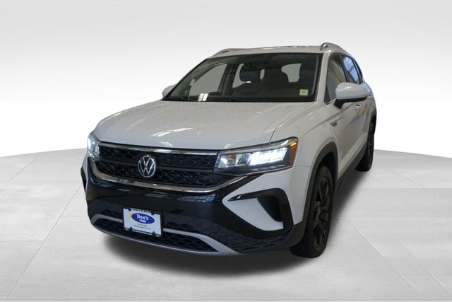  2022 Volkswagen Taos SE FWD   