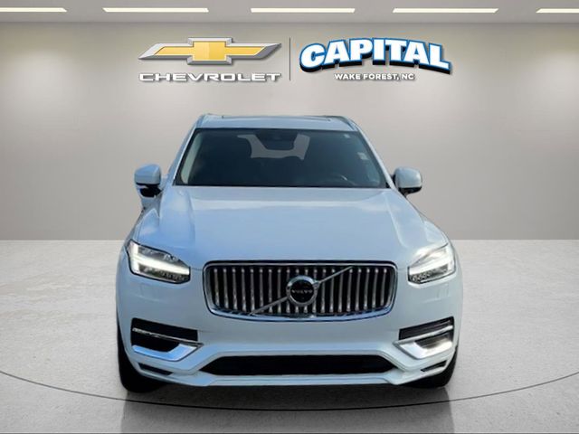 Crystal White 2022 Volvo XC90 Recharge Inscription 7-Passenger eAWD SUV / Crossover All-Wheel Drive Automatic