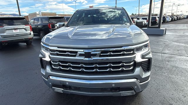 2025 Chevrolet Silverado 1500 LTZ 8