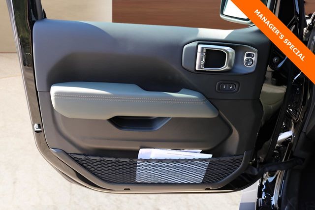 New Car 2025 Jeep Gladiator  Mojave For Sale Under $60,000 In Austin, Texas