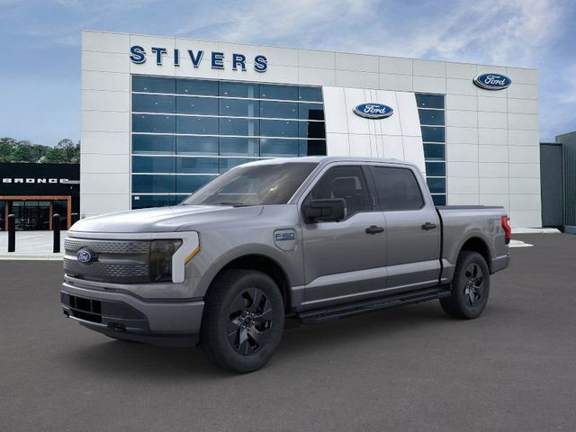 2024 Ford F-150 Lightning XLT 2