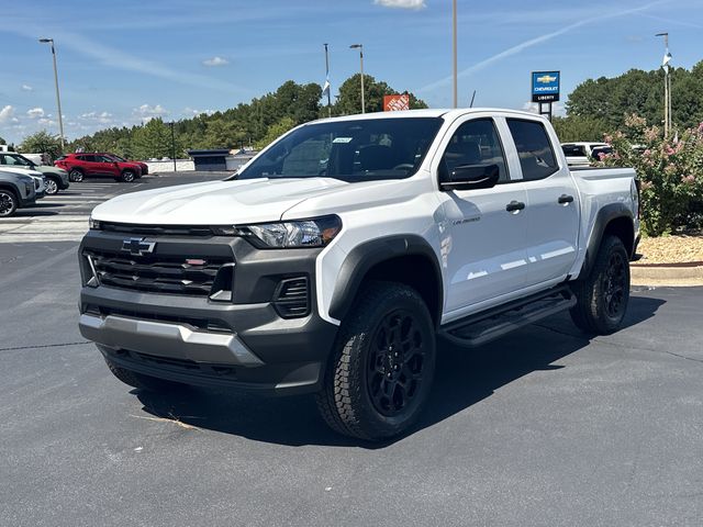 Summit White 2026 Chevrolet Colorado Pickup Truck Four-Wheel Drive 8-Speed Automatic