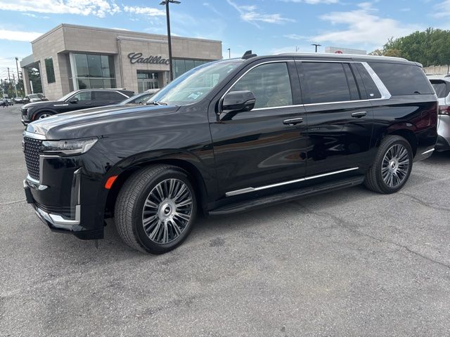 2022 Cadillac Escalade ESV Premium