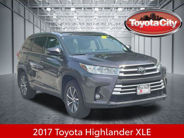 Predawn Gray Mica 2017 Toyota Highlander SUV / Crossover All-Wheel Drive 8-Speed Automatic