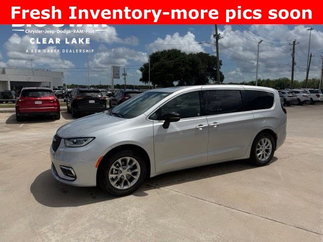 2026 Chrysler Pacifica Limited Silver at Big Star Chrysler Jeep Dodge Ram 