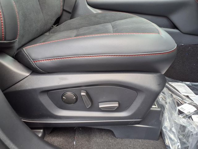 2025 Ford Explorer ST photo